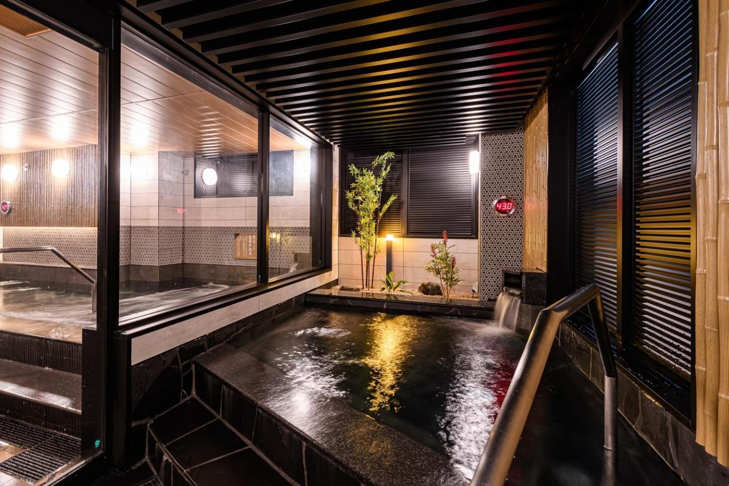 Apa Hotel Sapporo Odori Ekimae Minami Exterior photo